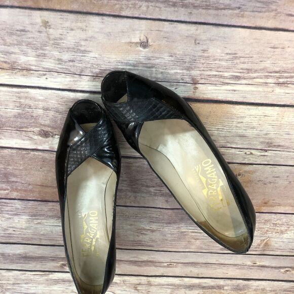 Vintage Salvatore Ferragamo Peep Toe Heels - Picture 1 of 6